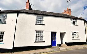 3 Dolphin Cottages